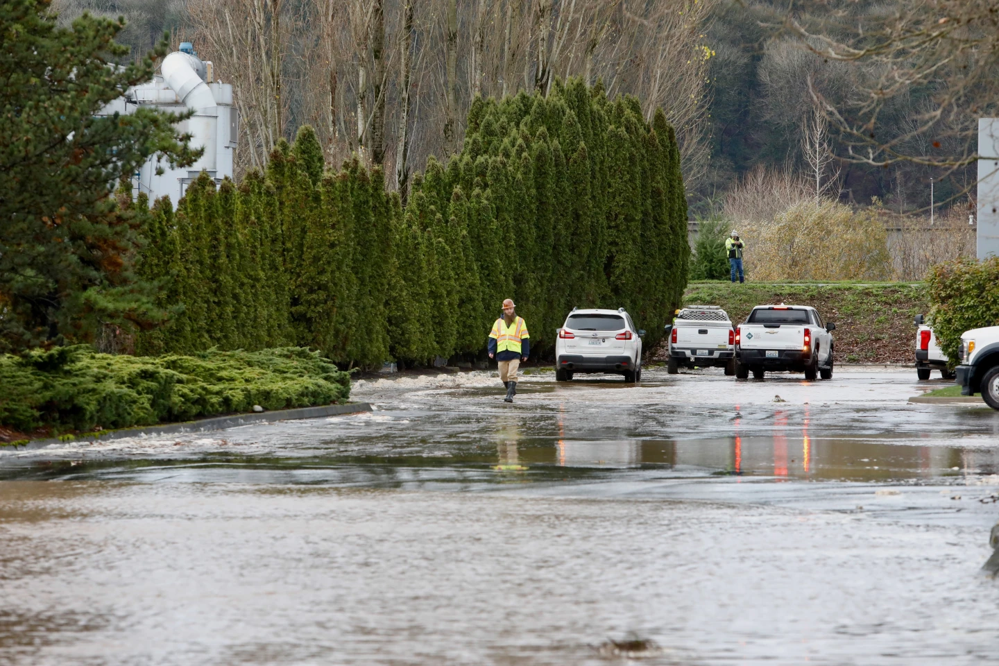 Evacuations Ordered in Tukwila as Levee Breach Follows Heavy Rain