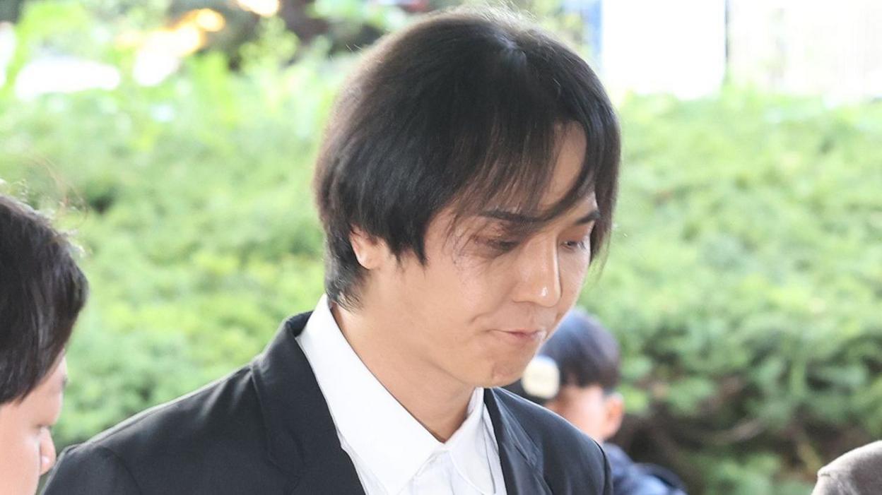 K-pop Star Mino Receives Suspended Prison Sentence for Military Service Violations