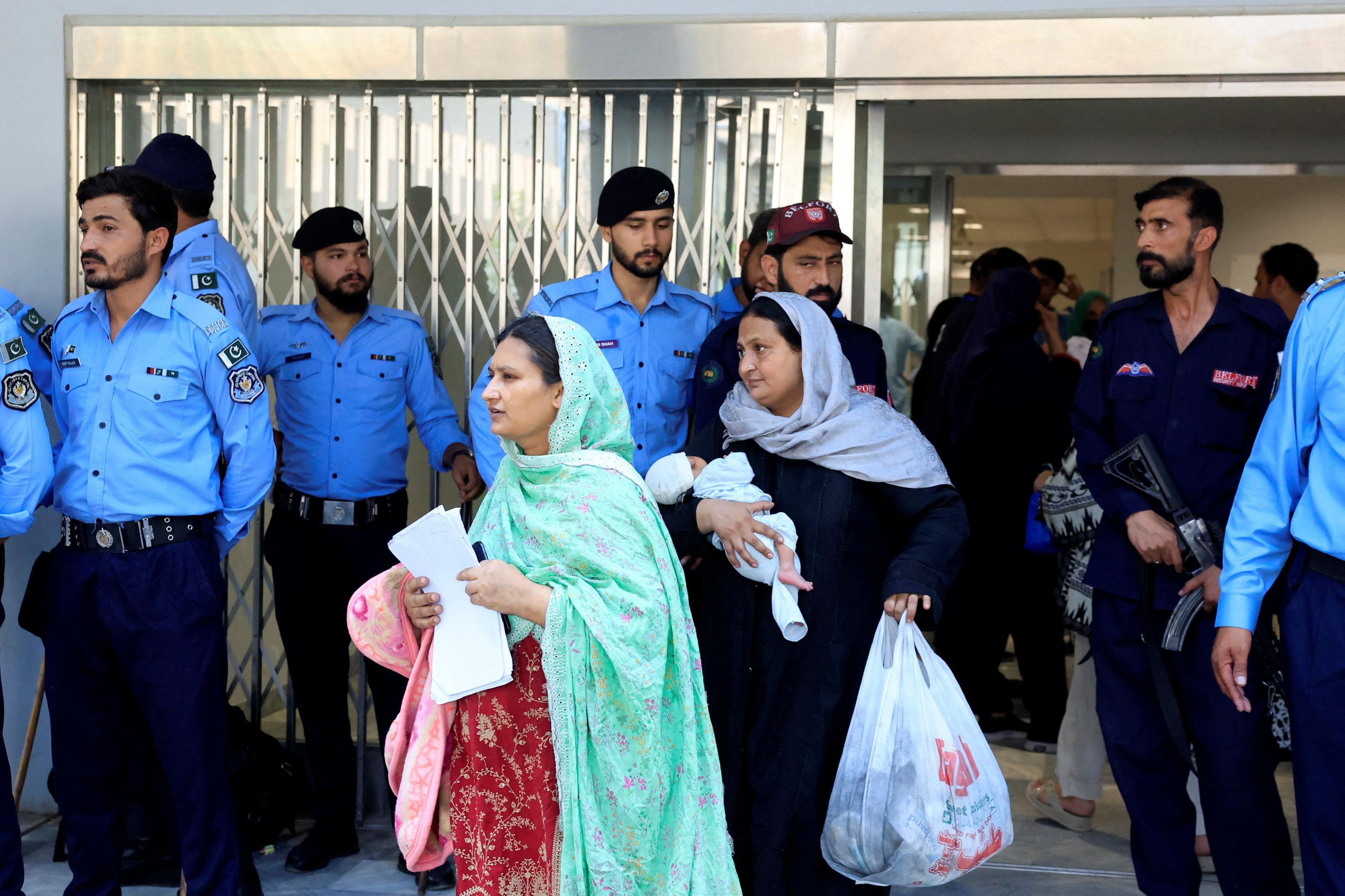 14 Babies Lost in Islamabad Hospital Fire, Maternity Ward Door Locked Claims
