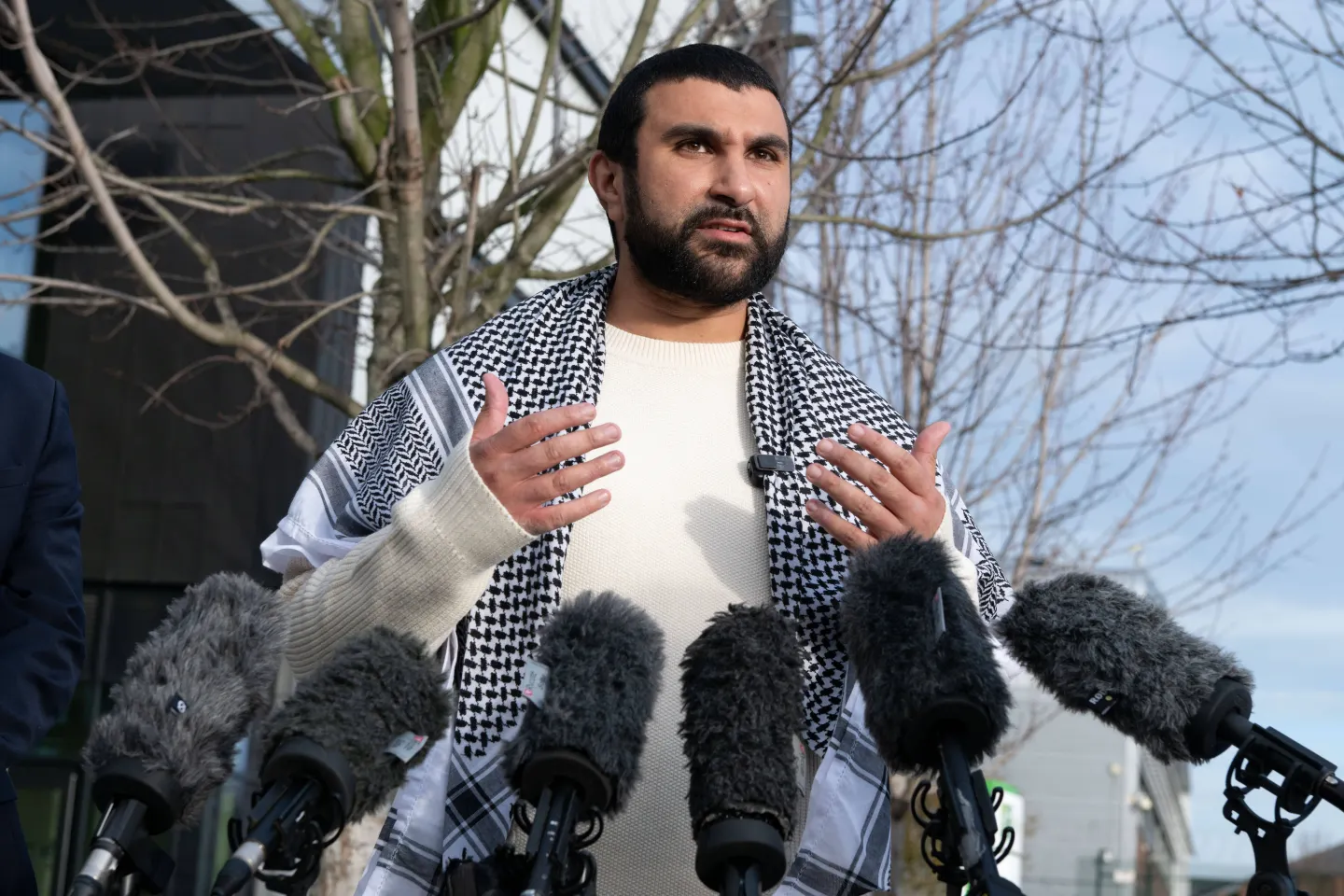 UK Commentator Sami Hamdi Considers Legal Action After US Immigration Detention