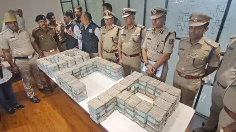 Indian Police Arrest Three Following $800,000 Bank Heist