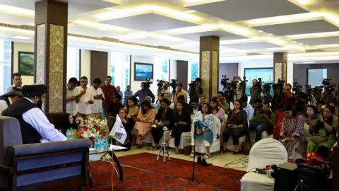 Taliban Minister's Press Conference: A Shift in Gender Representation in India