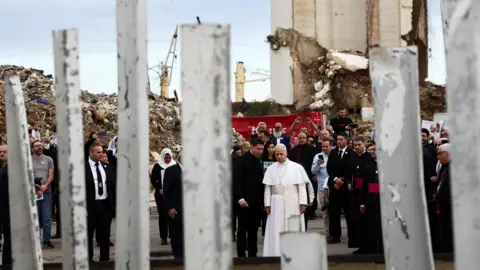 Pope Leo XIV Pays Tribute at Beirut Blast Site During Final Visit to Lebanon