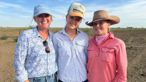 Australian Teens Voice Frustration Over Social Media Ban