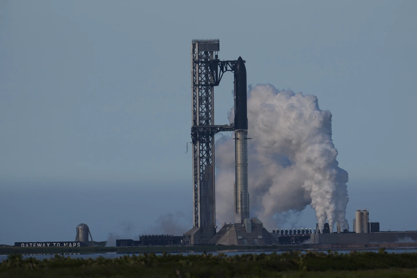 SpaceX Starship Launch Scrubbed at T-minus 30 Seconds Due to Hydraulic Failure