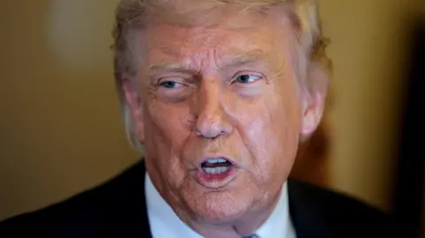 Trump Issues Urgent Warning to Iran as Peace Talks Stall