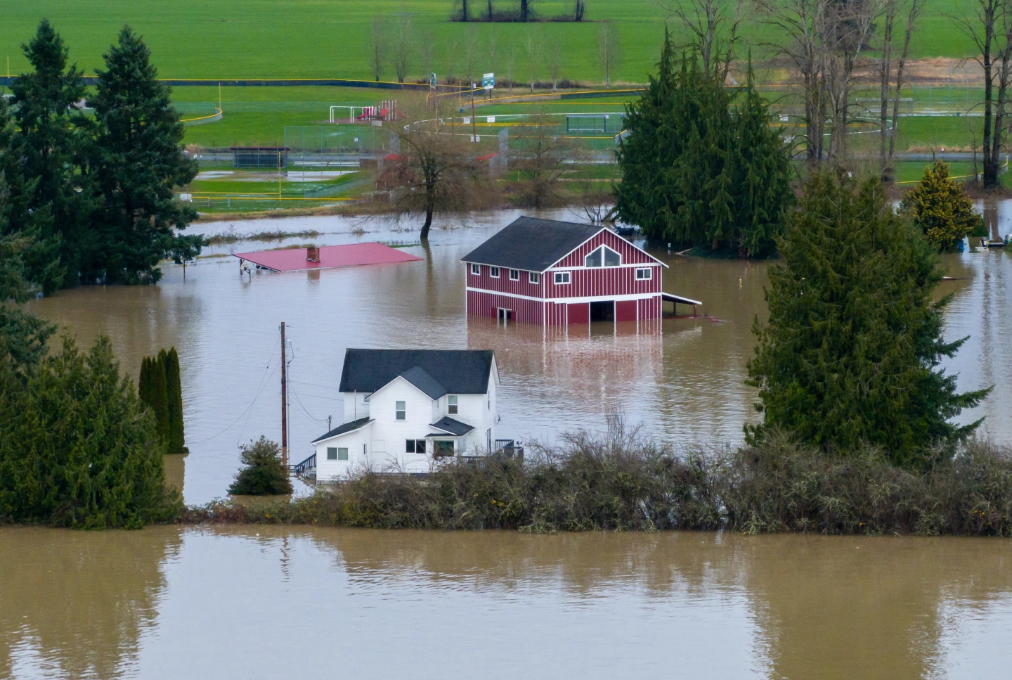 Severe Flooding Hits Washington State, Prompting Evacuations and Emergencies