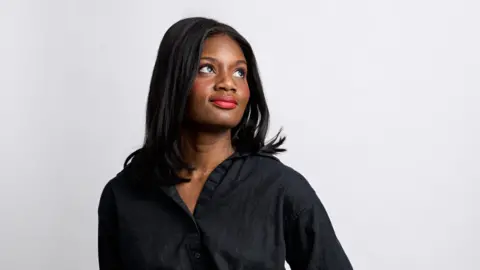 Trump Seeks to Reassure Voters on Economy Amid Rising Costs