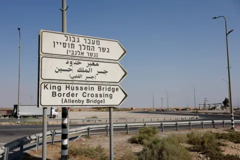 Palestinians Stuck in West Bank as Israel Closes Key Crossing