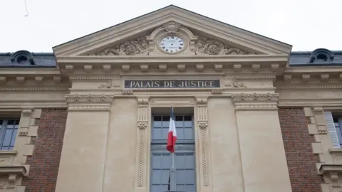 79‑Year‑Old French Woman Faces Murder Trial in 1995 Cold Case