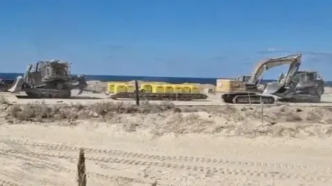 Navigating the 'Yellow Line': Netanyahu's Tactical Edge in Gaza