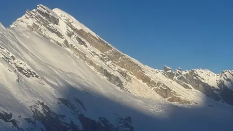 Seven Italian Climbers Remain Missing in Nepal Amid Avalanche Crisis
