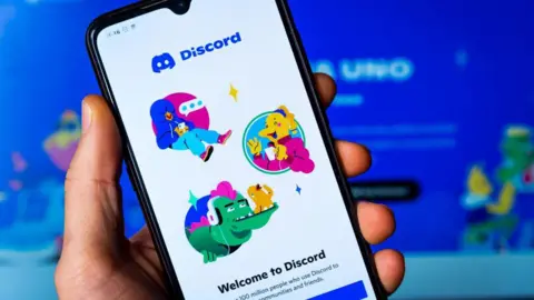 Discord Reports Potential Leak of ID Photos for 70,000 Users