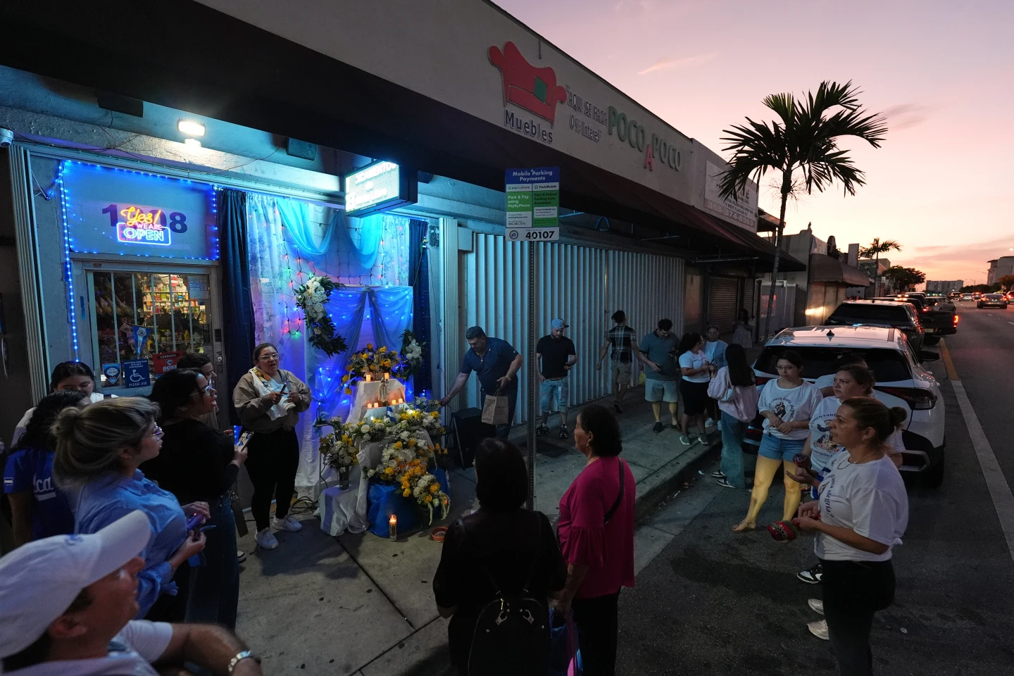 Nicaraguans in Miami Celebrate Virgin Mary Amid Religious Crackdown
