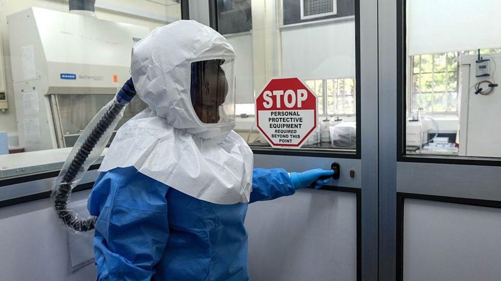 Switzerland Diplomat’s Wife Becomes Nigeria’s First Ebola Case in Decade