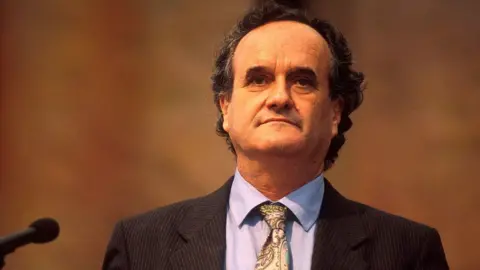 Remembering Sir Mark Tully: The Voice of India Who Shaped Journalism