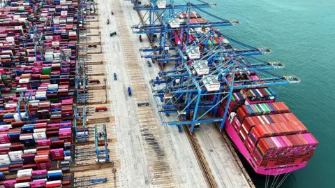 China Slams US 'Double Standards' Amid Tariff Tensions