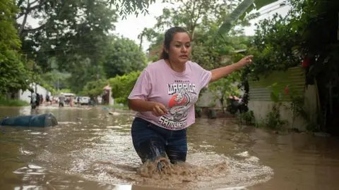 Tragic Flooding in Mexico Claims Lives and Displaces Thousands