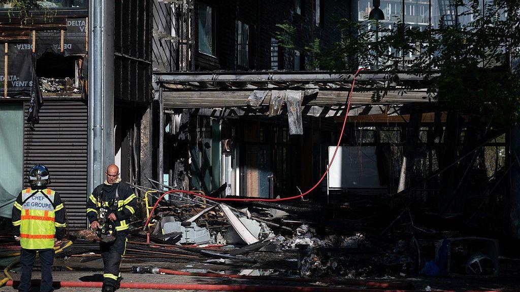 Fires erupt as French students protest nationwide – real‑time coverage