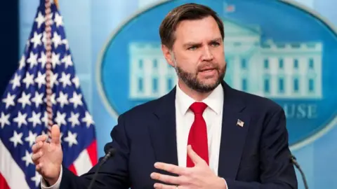 US‑Iran talks postponed as Vice‑President JD Vance cancels Switzerland trip