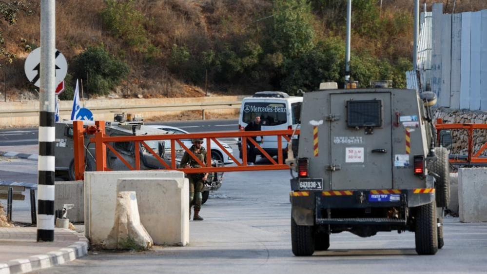 Israel Closes West Bank Crossings on Election Day as Crackdown Intensifies