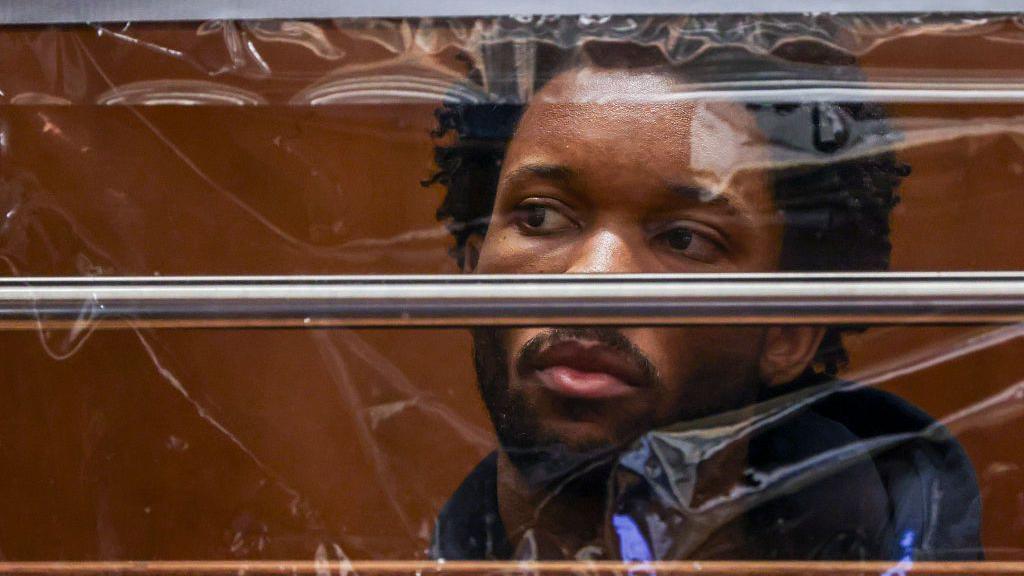 Rapper D4vd Set to Face Murder Trial in Death of 14‑Year‑Old Los Angeles Teen