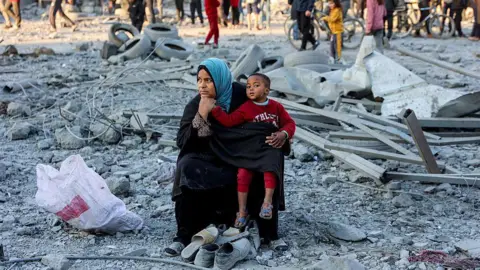 Gaza Reacts to Trump's Unexpected Welcome of Hamas's Response to US Peace Plan