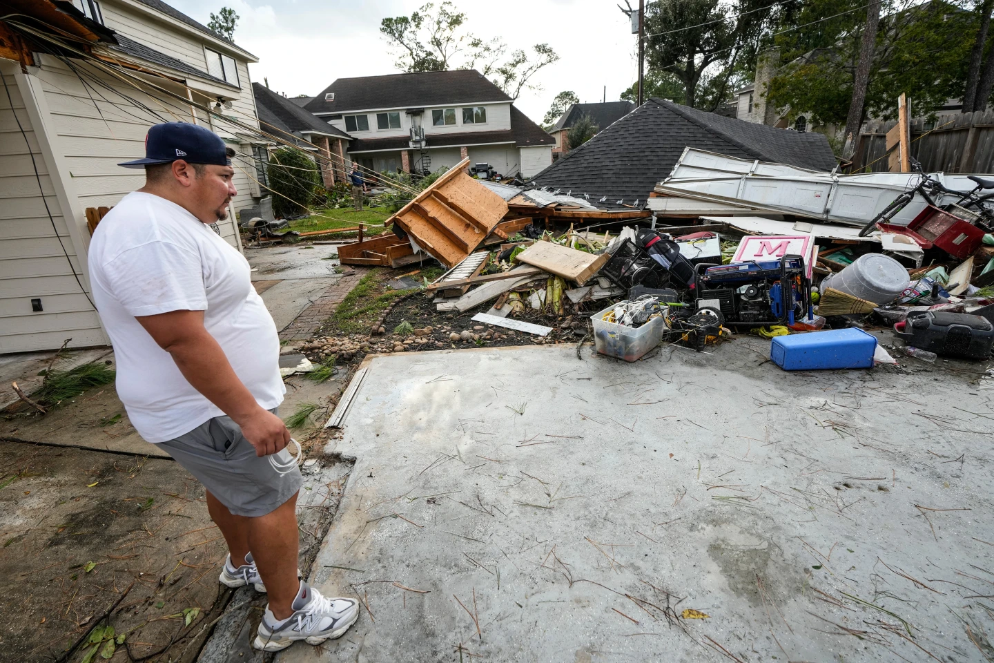 Tornado Hits Houston Area, Over 100 Homes Damaged