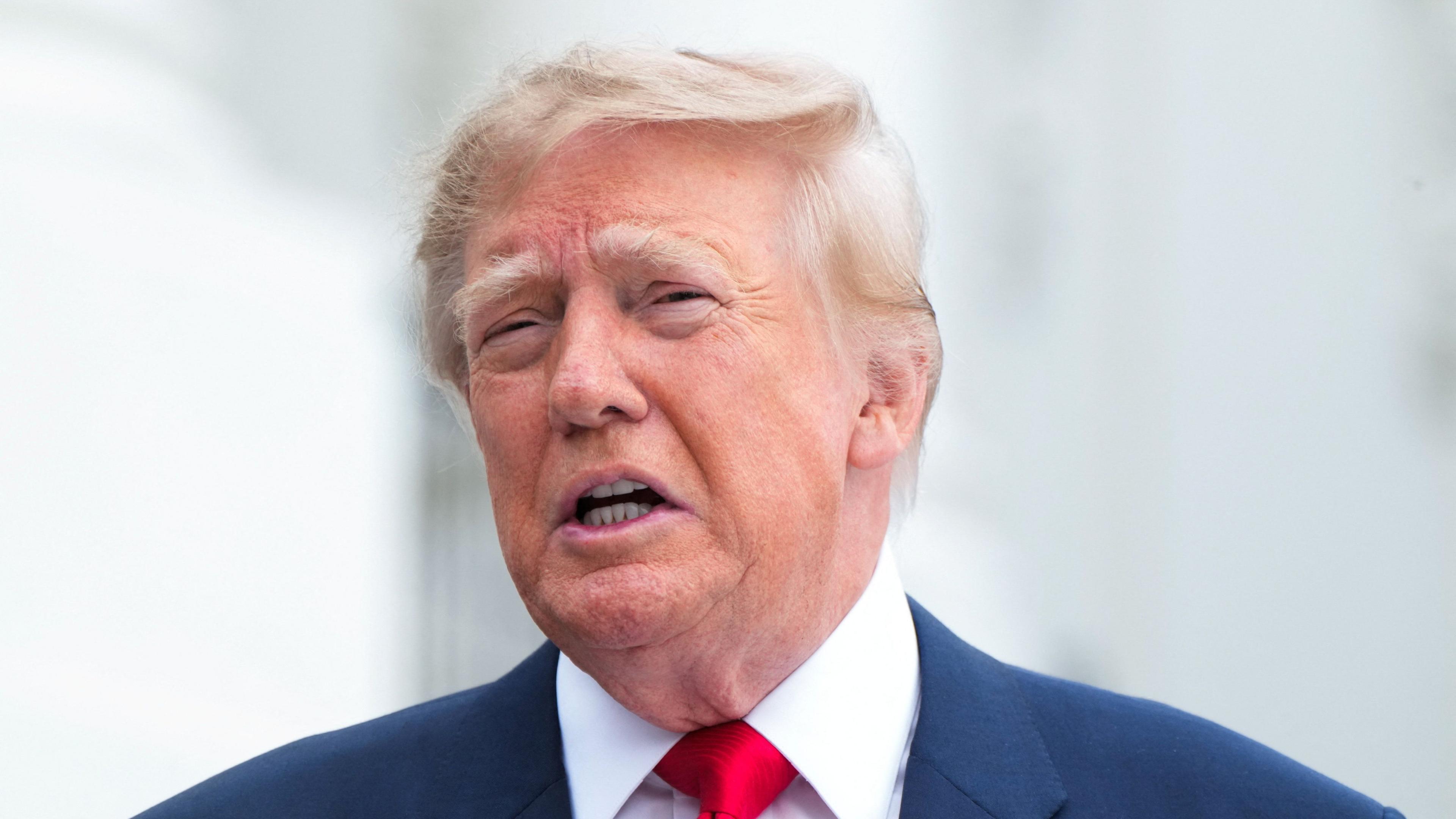 U.S. Justice Department Launches Probe Into TV Network Boycott of Trump Press Pool