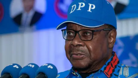 Former Malawi President Peter Mutharika Leads in Election Results