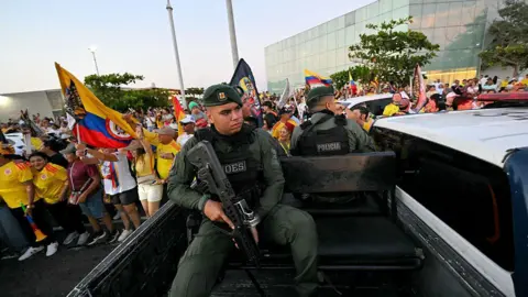 Escalating Violence Shapes Colombia’s Decisive Presidential Election