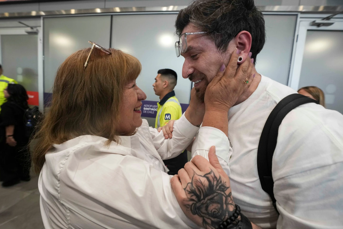 Reunited After 30 Years: Chilean Kid Forced Into Adoption Seeks Birth Mother