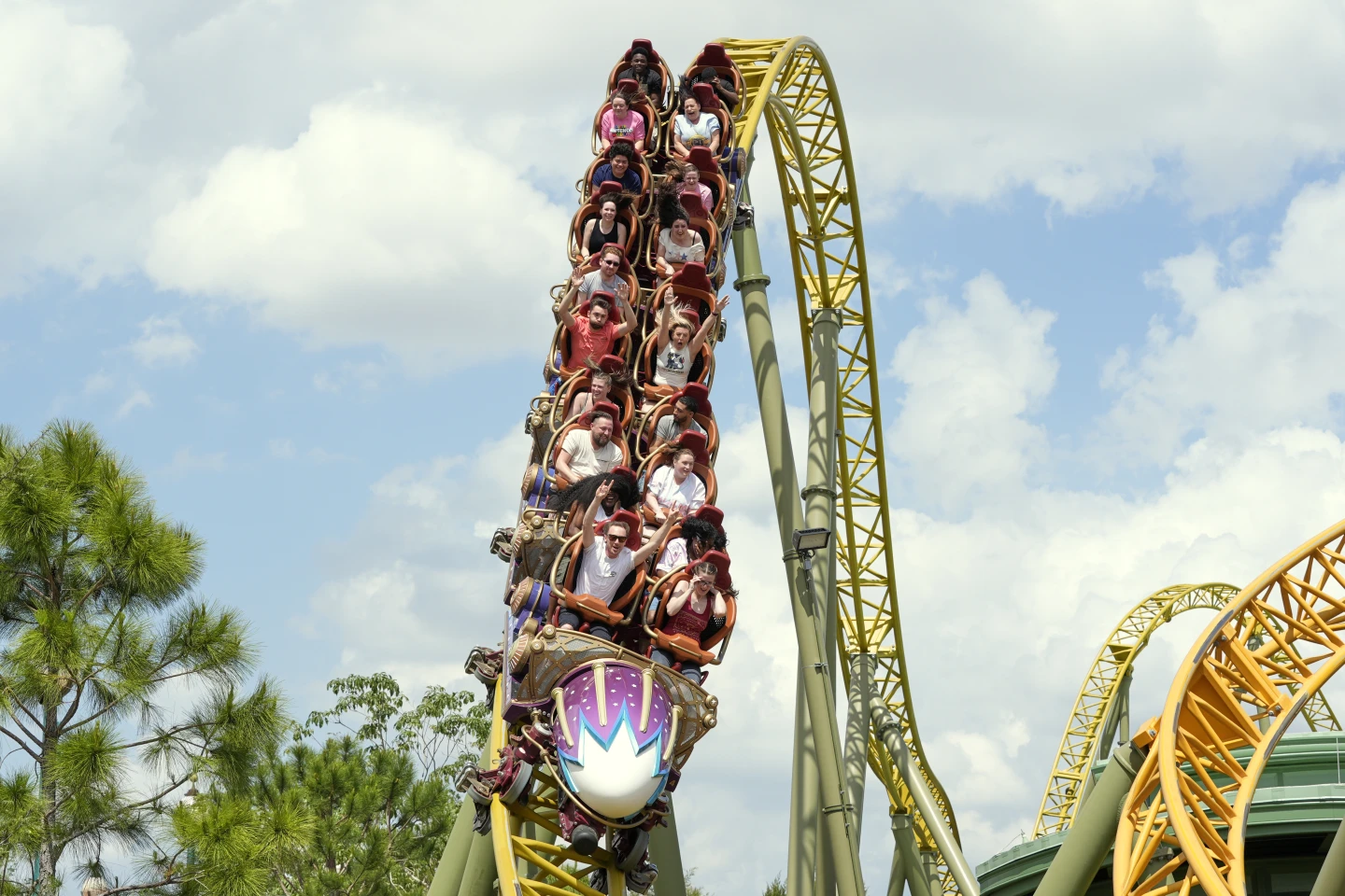 Universal Orlando Faces Scrutiny After Roller Coaster Death