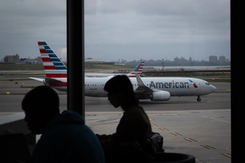 Air Travel Woes Intensify as Government Shutdown Persists