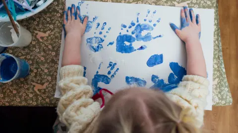 Parents Outraged as Kindergarten Demands Thousands for Children's Art, Leading to Midnight Heist