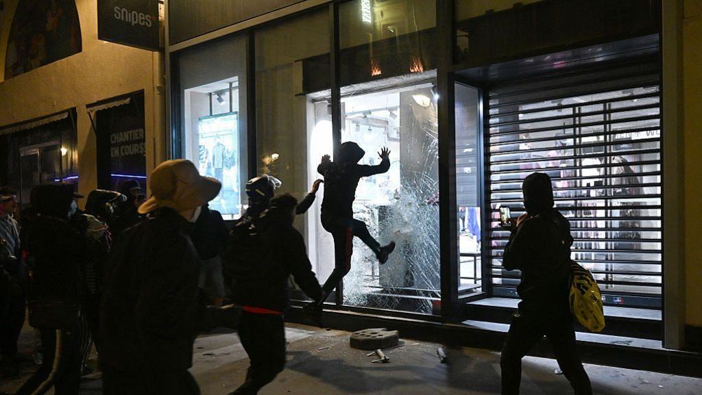 Paris riots