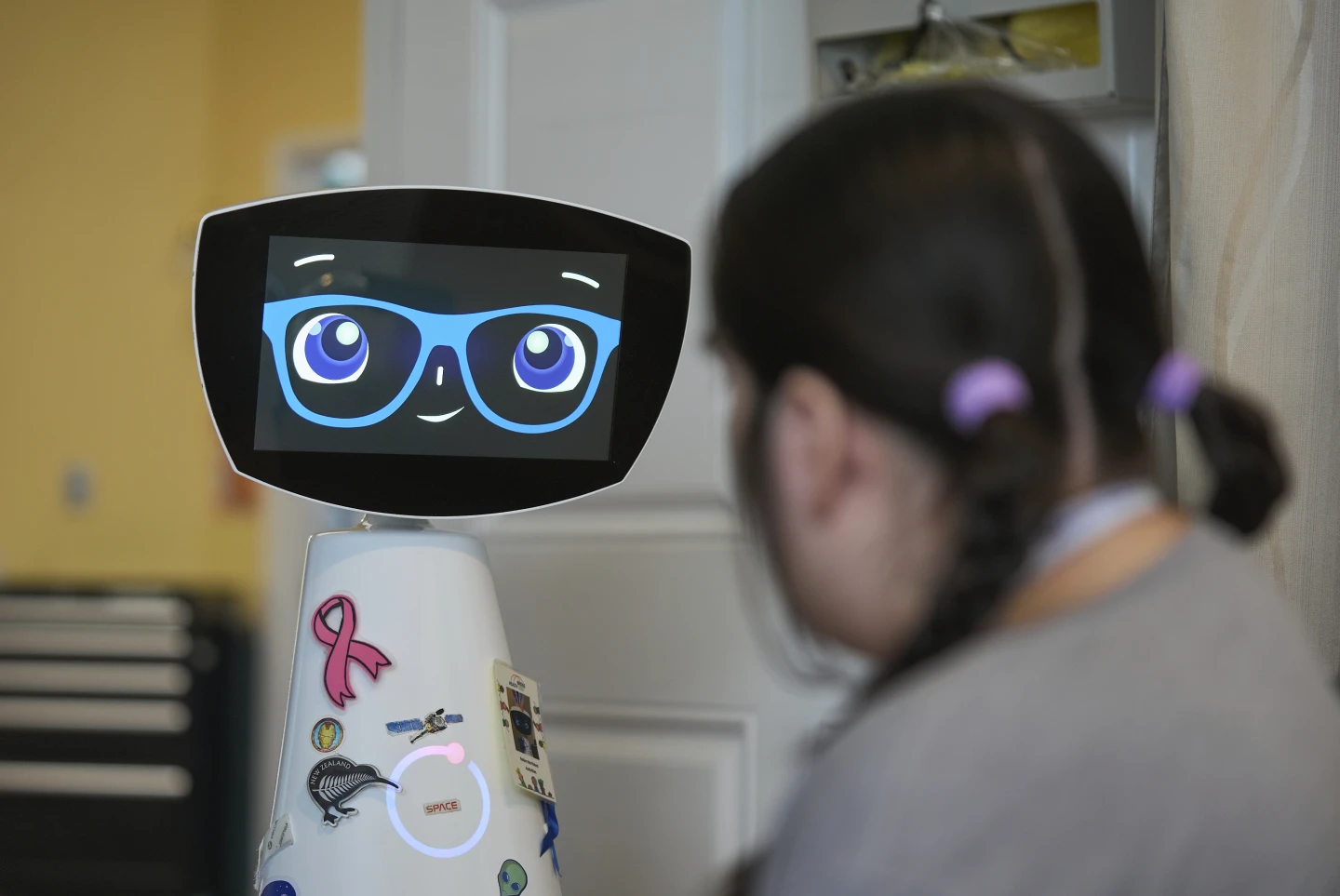 Meet Robin: The AI Robot Bringing Joy and Support to Pediatric Patients