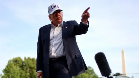 Trump Warns Taiwan Against Pursuing Independence: Analyzing Taiwan's Stance