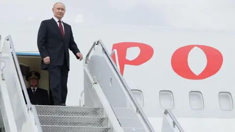 Navigating Hurdles: Can Putin's 'Flying Kremlin' Use EU Airspace for Budapest Visit?