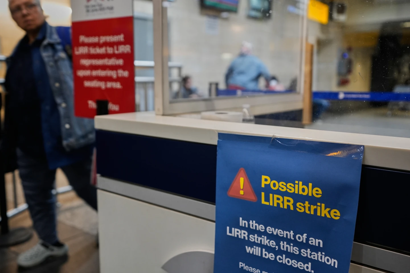 Long Island Rail Road Workers Begin Strike, Disrupting Commuter Services