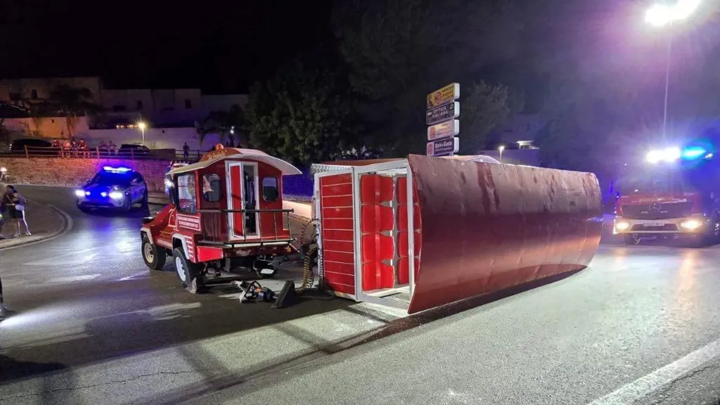 Spanish Town's Tourist Train Overturns During Tapas Festival, 17 Injured