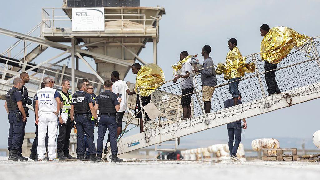 Boat Fire in the Channel Rescues Over 170 Migrants