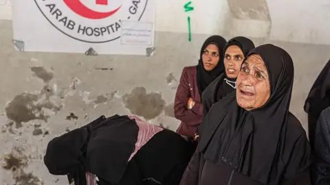 Tragic Incident in Gaza: Israeli Shelling Kills Eleven Family Members
