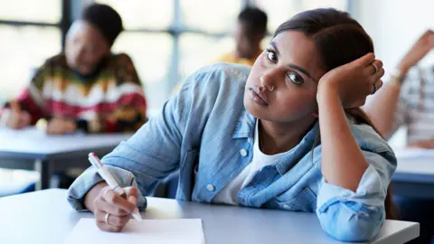 Rupee Slump and Visa Crackdowns Push Indian Students to Rethink Overseas Studies