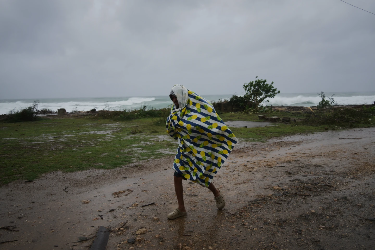 Hurricane Melissa Approaches Cuba: Over 700,000 Evacuated Amid Severe Storm Warning