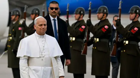 Pope Leo XIV's Historic Visit to Turkey Begins His First Papal Trip