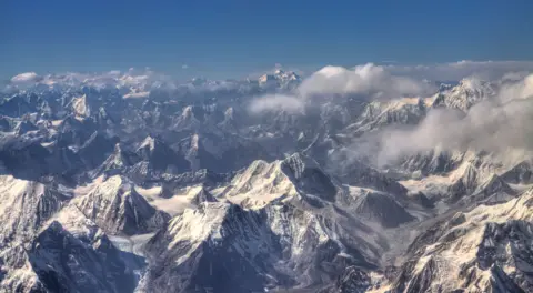Tragedy Strikes: French Climber Among Three Killed in Nepal Avalanche