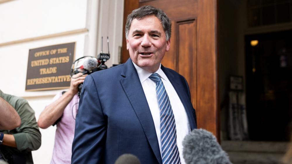 Canada’s Trade Negotiator Urges More Work Ahead of US Deadline