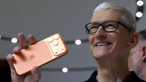 Apple to Hike Product Prices Amid Chip Cost Surge