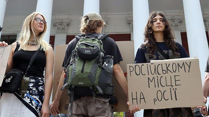 Odesa Mulls Russian‑Language Ban in Public Arts Amid War